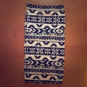 Express White & Black Tribal Pencil Skirt Size XS